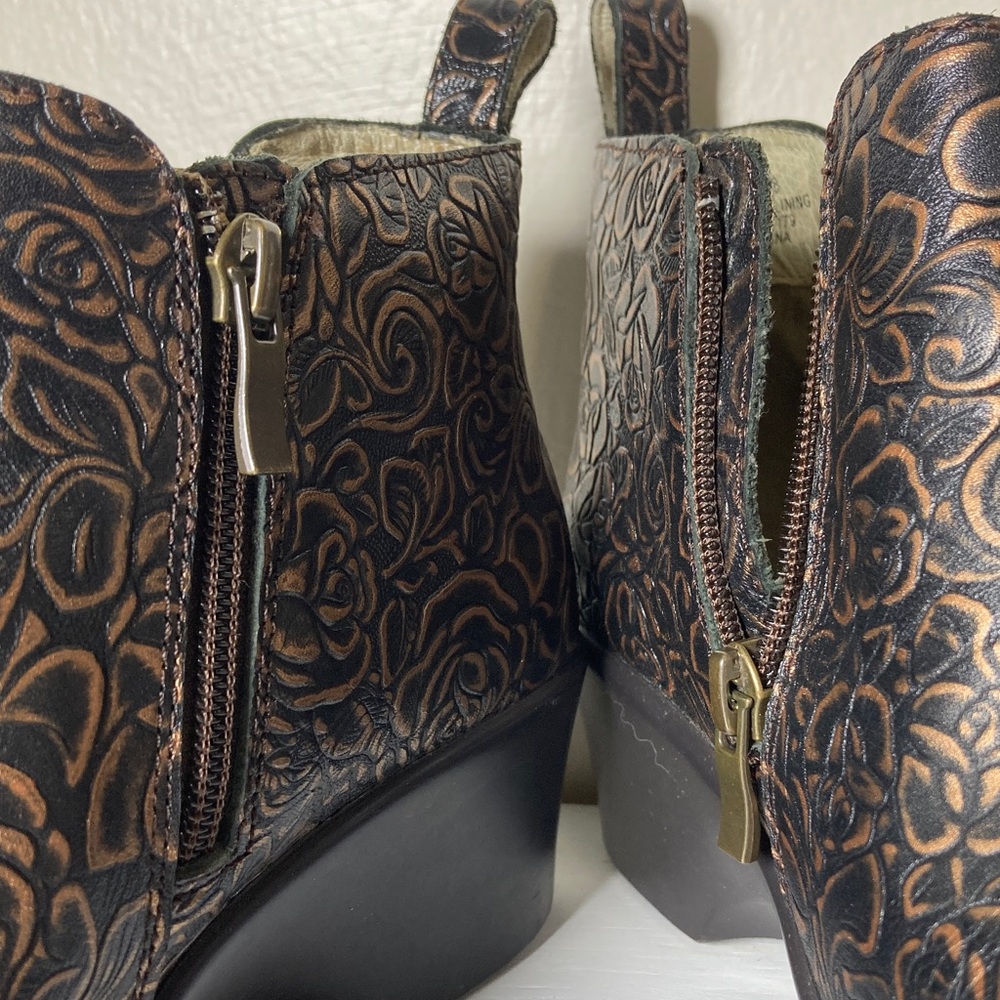 Alegria Boots Womens 38 Ever Roar Chelsea Bootie Brown Leather Zebra Print Wedge - Picture 6 of 16